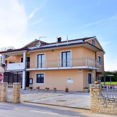 Apartments For Families With Children Savudrija, Umag - 22559 Exteriör bild